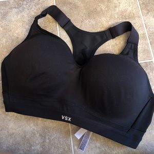NWOT Victoria’s Secret Sports Bra